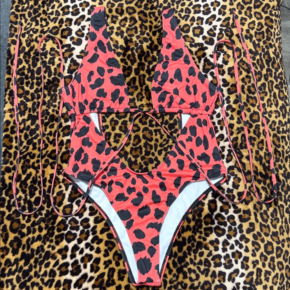SHEIN Coral and Black Leopard Print One Piece Swimsuit